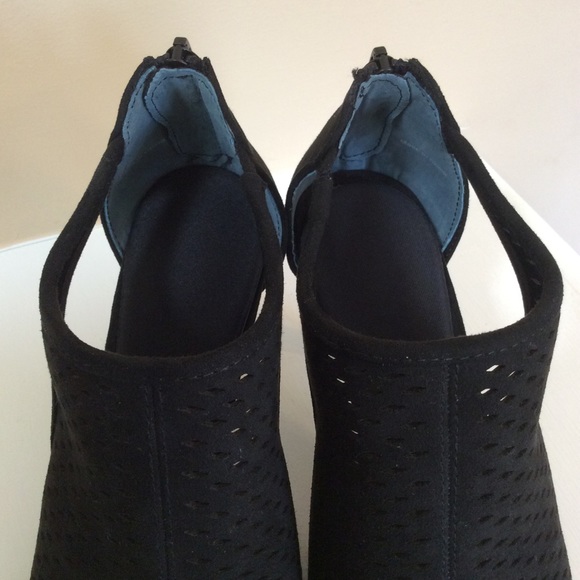 Style &Co. Black Haddiee Ankle Bootie Heels - Picture 5 of 5